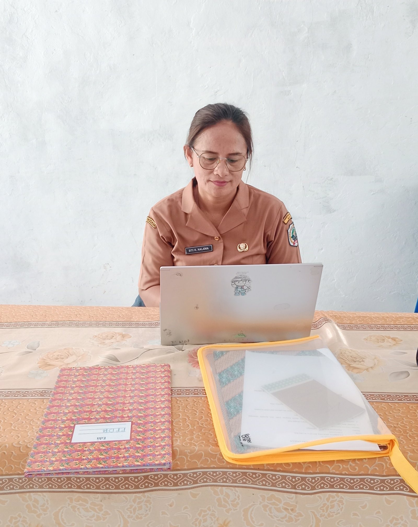 Sitihayati Halawa, S. Pd. sD