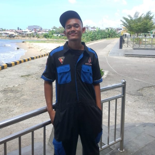 FAJAR PUTRA RAYUAN HIA
